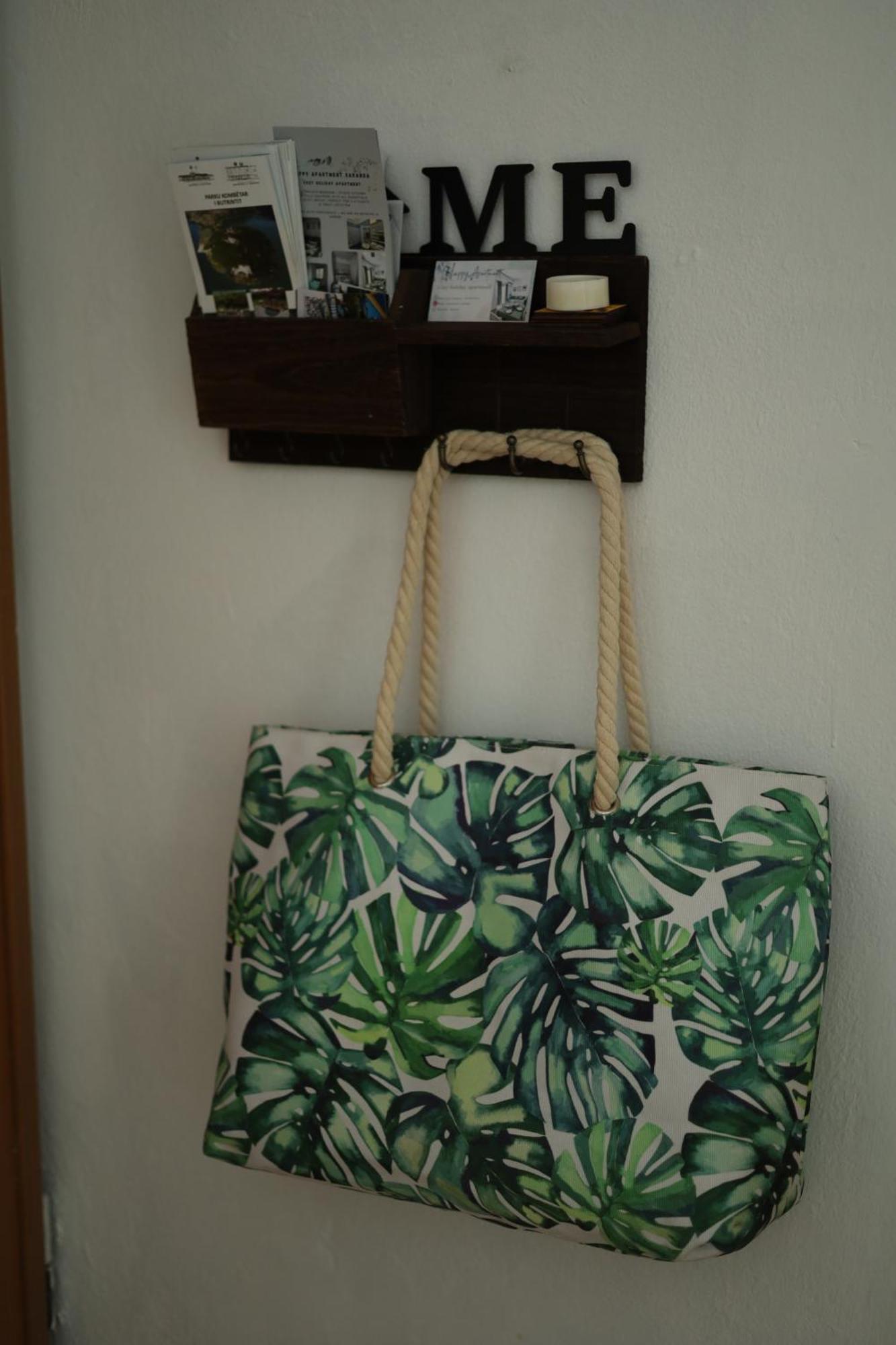 Happy Apartment Sarande Bagian luar foto