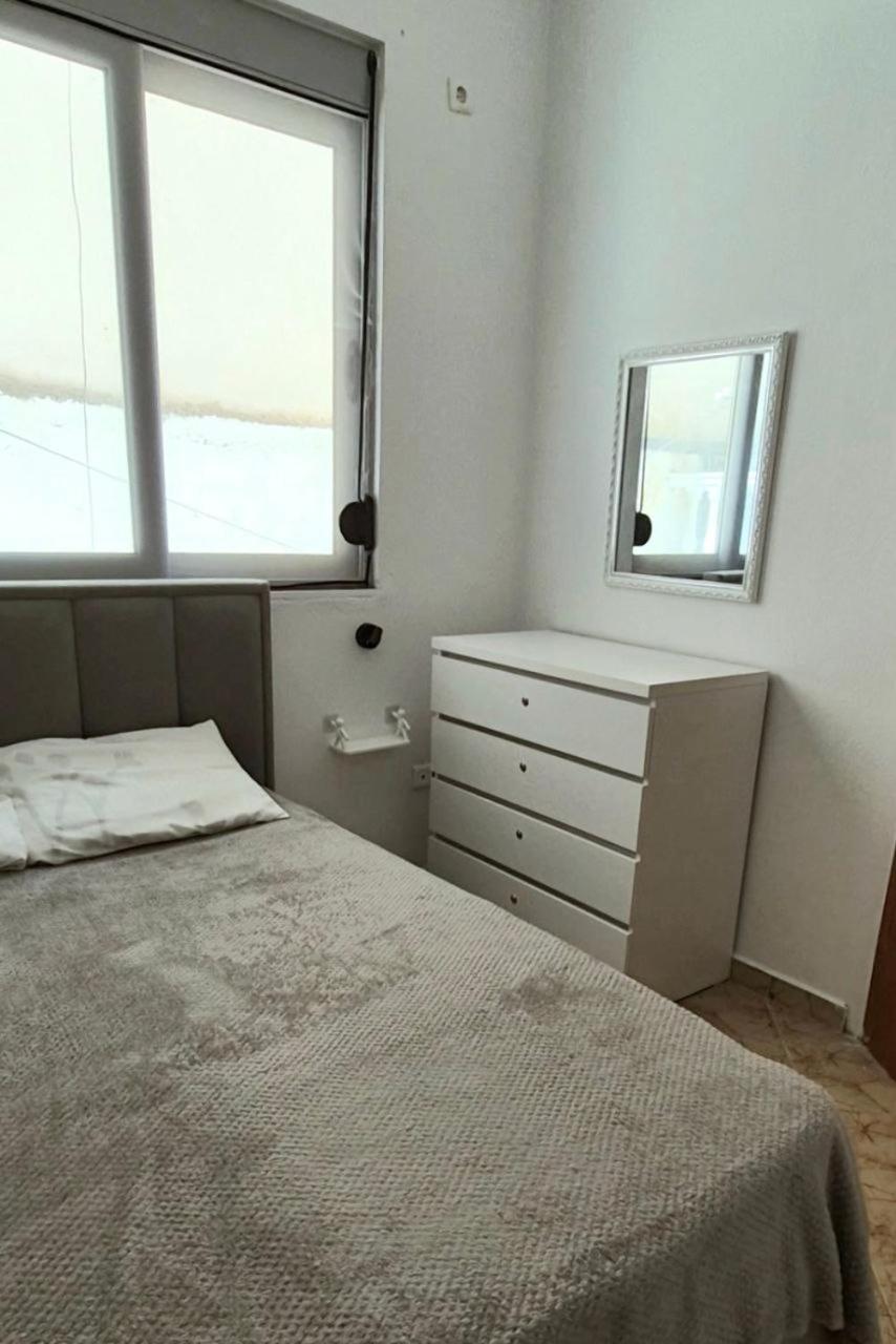 Happy Apartment Sarande Bagian luar foto