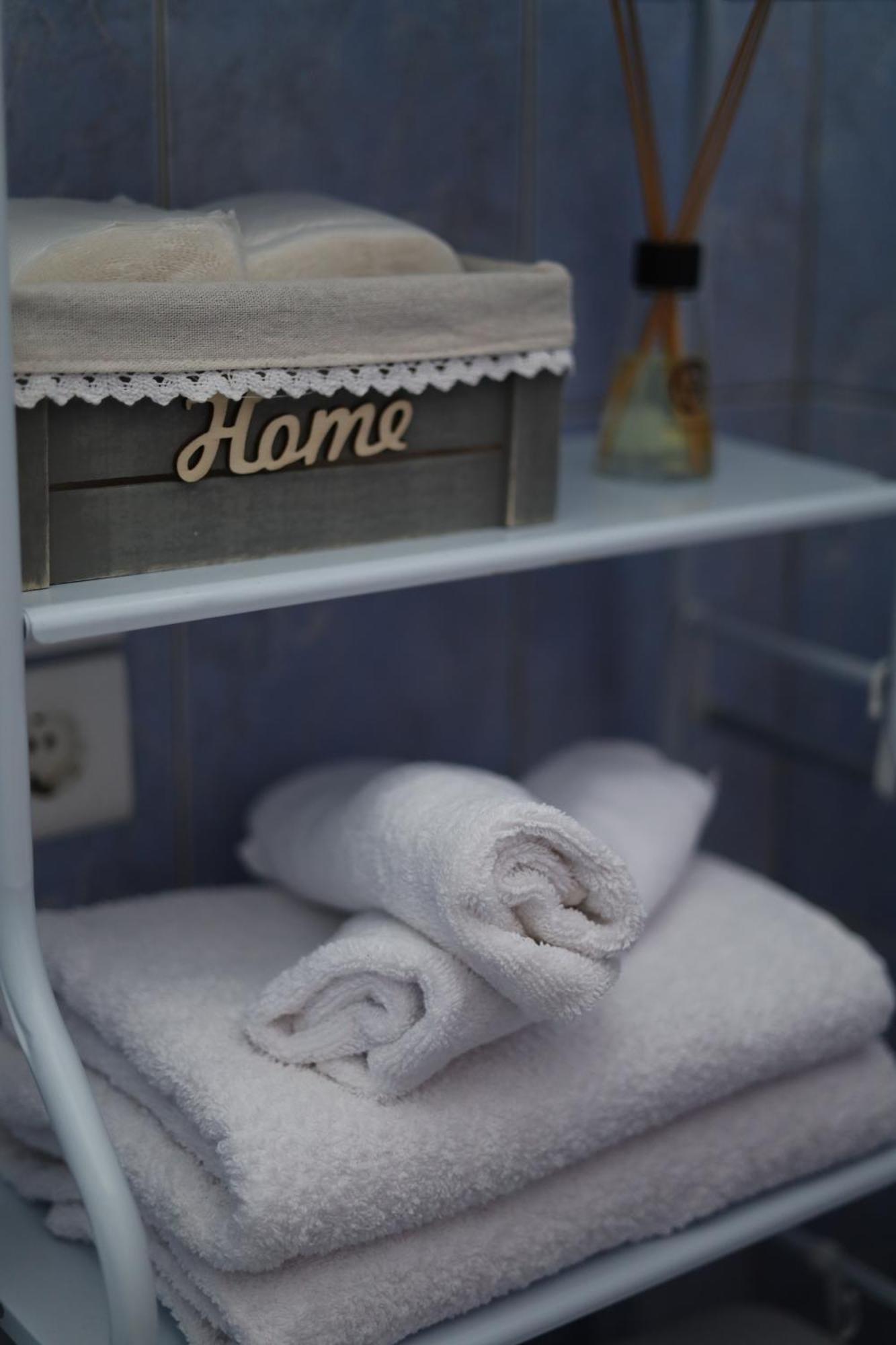Happy Apartment Sarande Bagian luar foto